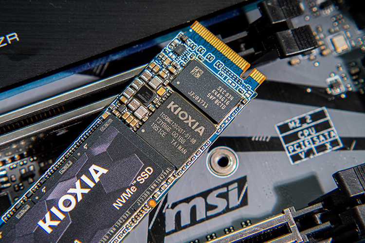 為什么固態(tài)硬盤越用越慢？